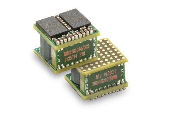Two phase Voltage Regulator Module for high power chips