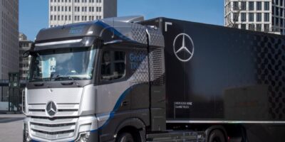 Le camion Daimler à hydrogène capable de rouler 1000 km est en route