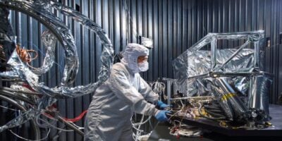 Webb space telescope cools to 6K to tackle dark current