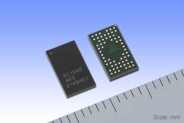 Ultra-compact 60 GHz ranging sensor with signal processing