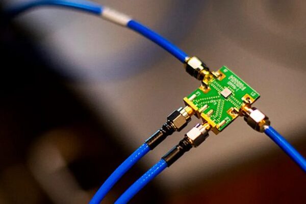 Terahertz wireless link could bridge ‘digital divide’