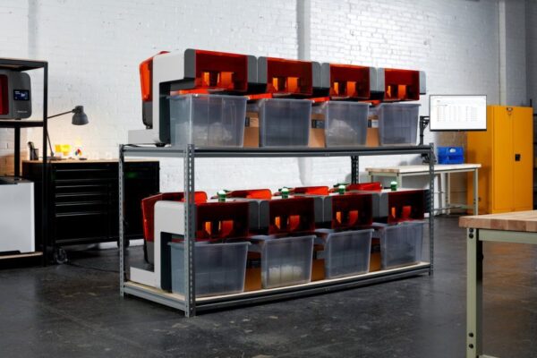 CES 2023 : un écosystème d’automatisation pour parcs d’imprimantes 3D