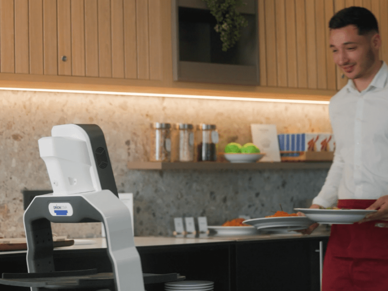 Have a Bite of the Future – a Fully-Automated Restaurant