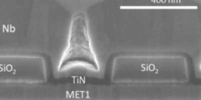 Niobium vias for multi-level superconducting quantum interconnect