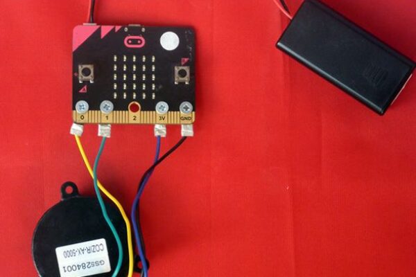 C02 monitoring with the BBC micro:bit and Bitty Data Logger