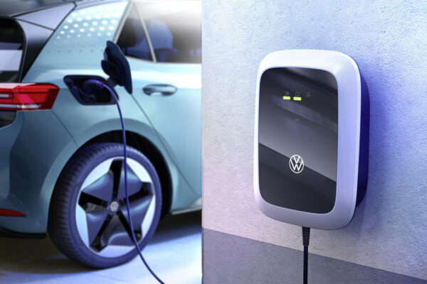 Volkswagen rolls out “e-car charger for everyone”