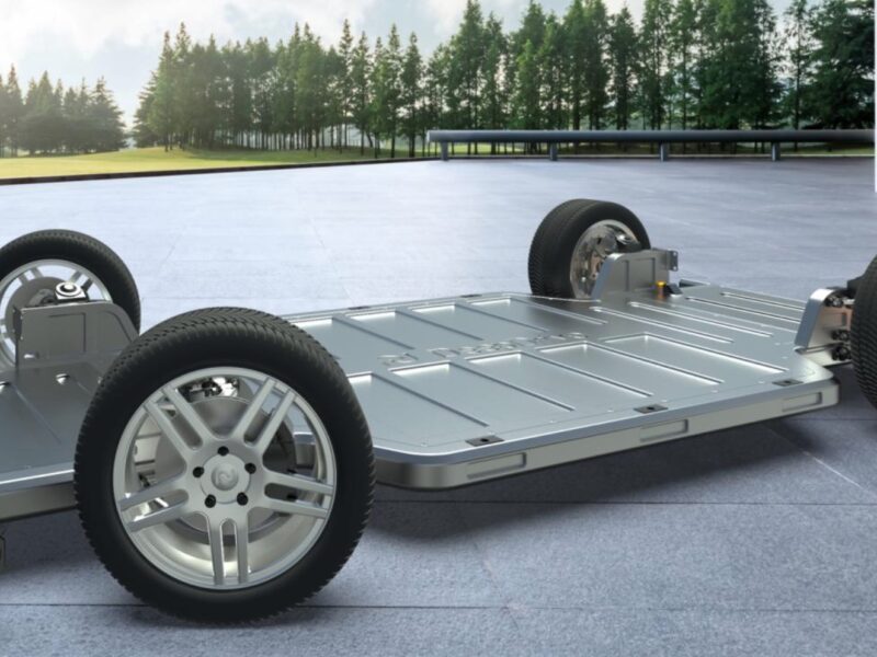 Efficient wheel-hub drive platform increases driving range