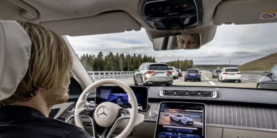 Mercdes-Benz gets green light for commercial L3 automated driving