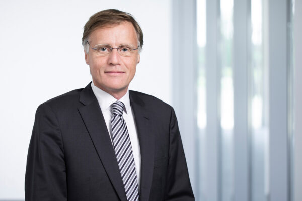 Jochen Hanebeck to succeed Reinhard Ploss at Infineon