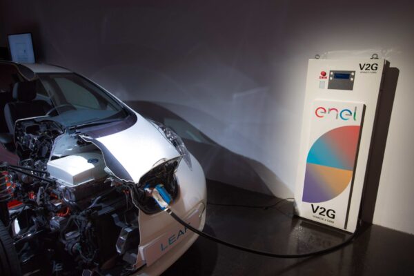 Nissan integrates e-mobility with Smart Grid