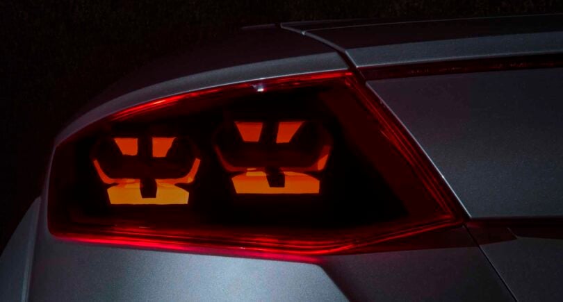 Flexible OLED in the starting blocks for automotive lighting