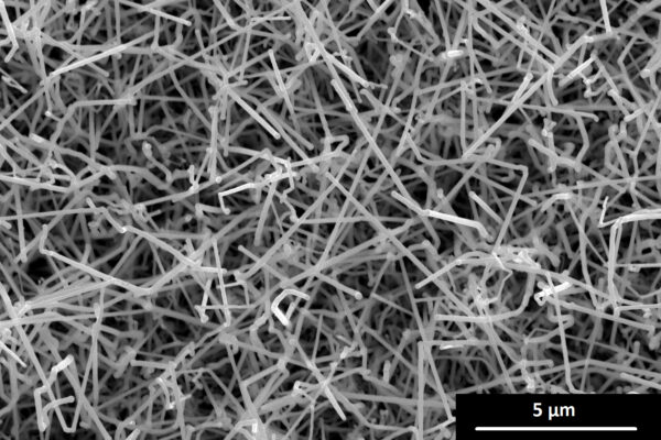 Researchers create nanostructures of previously impossible materials for optoelectronics