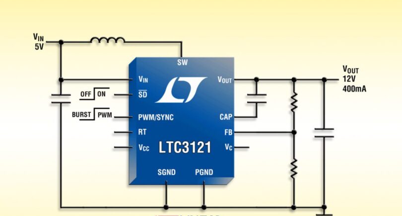 Synchronous boost regulator integrates output disconnect