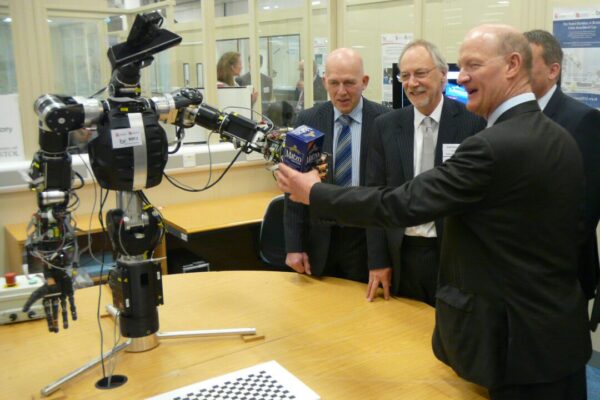 UK opens Europe’s largest robotics laboratory