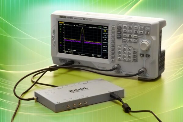 Low-cost analyzer scans frequencies from 9kHz to 1.5GHz