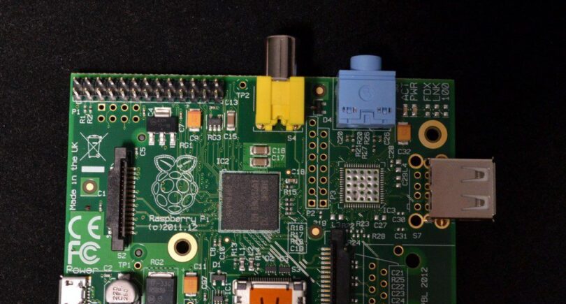Smaller Raspberry Pi board drives cost under $25