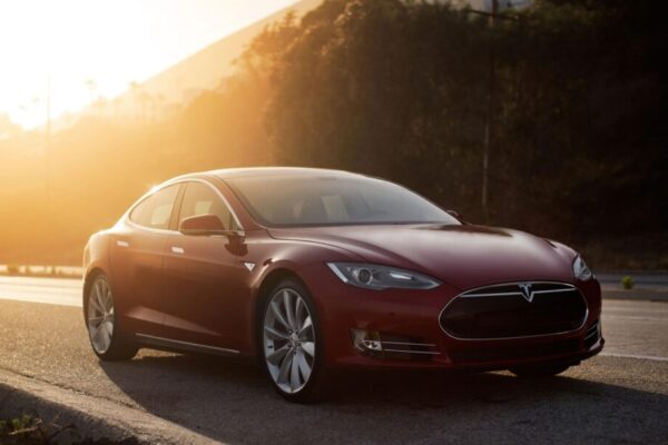 Panasonic ponders Tesla lithium battery ‘Gigafactory’ investment