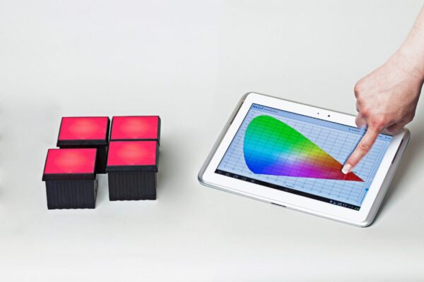 Colour sensor tunes LED light colour through smartphone interface