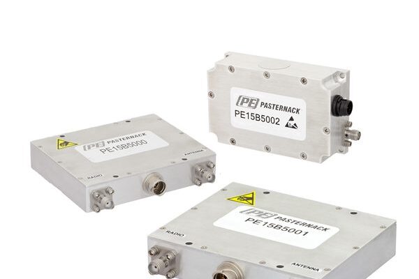Bi-directional RF amplifiers operate up to 3 GHz