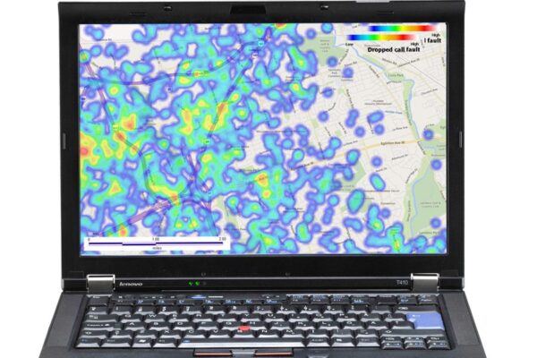 Desktop analytics enables geo-located call trace analysis of WCDMA and LTE networks