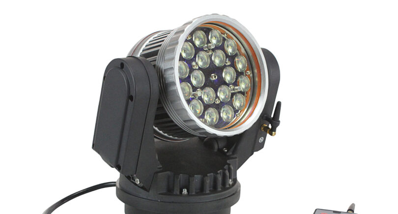 Wireless remote-controlled LED spotlight delivers 3,000 lumens