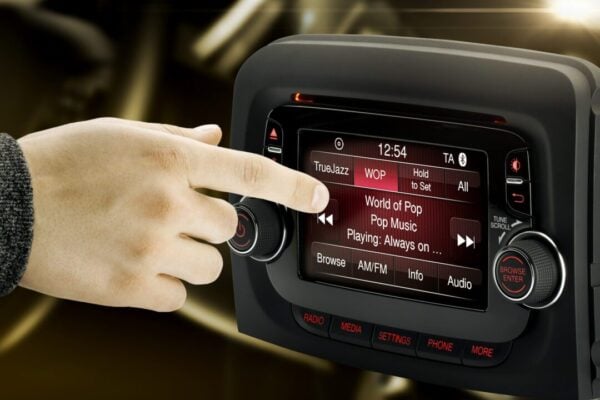 Continental provides upgradeable infotainment system for Fiat