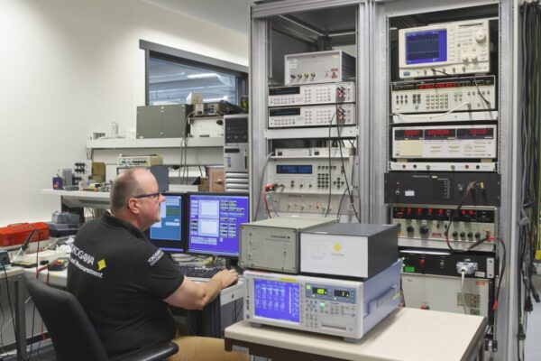Calibration: meeting the challenges of high-frequency power measurement