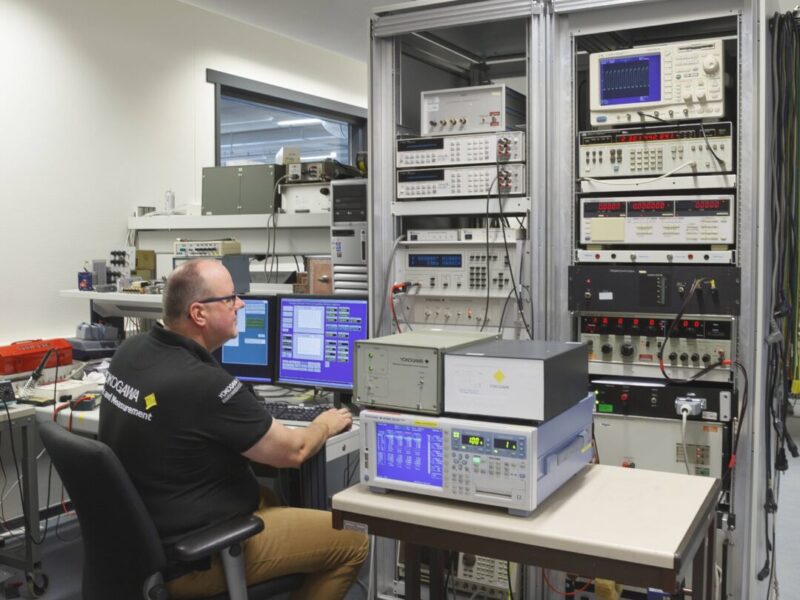 Calibration: meeting the challenges of high-frequency power measurement