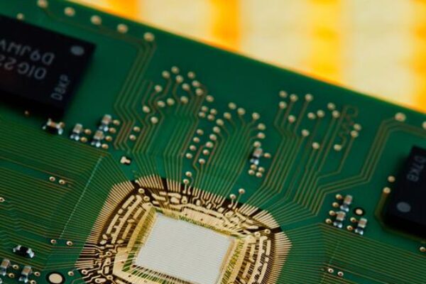 Fast energy-saving microchip for 5G radio networks