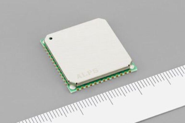 ISDB-T tuner optimized for automotive applications