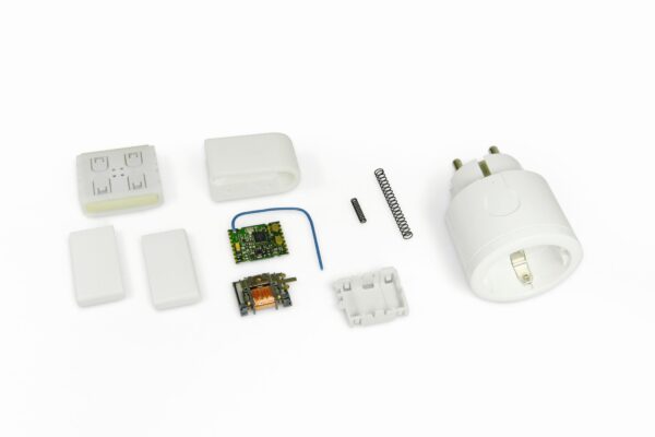 Energy-harvesting switch kit by EnOcean & 3D print source, in distribution