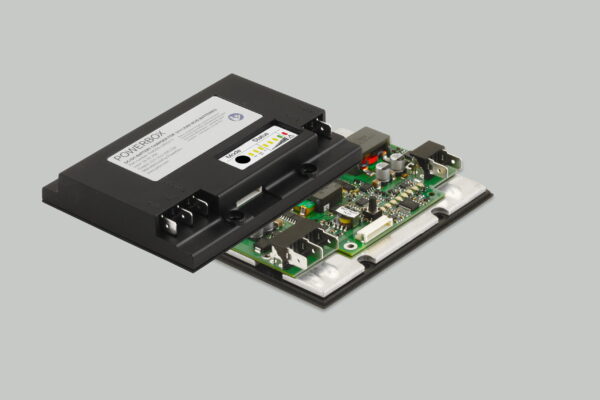 Intelligent battery charger for automotive and industrial applications