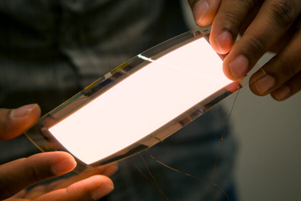 European pilot line aims to commercialize flexible OLED lighting
