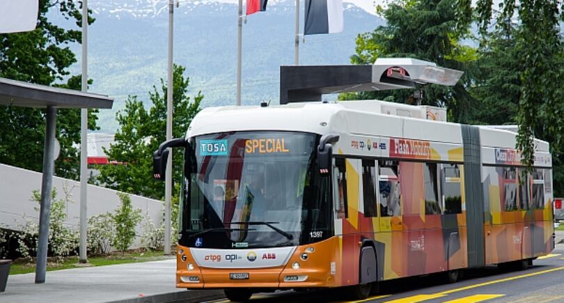 Flash charging technology powers electric buses in seconds