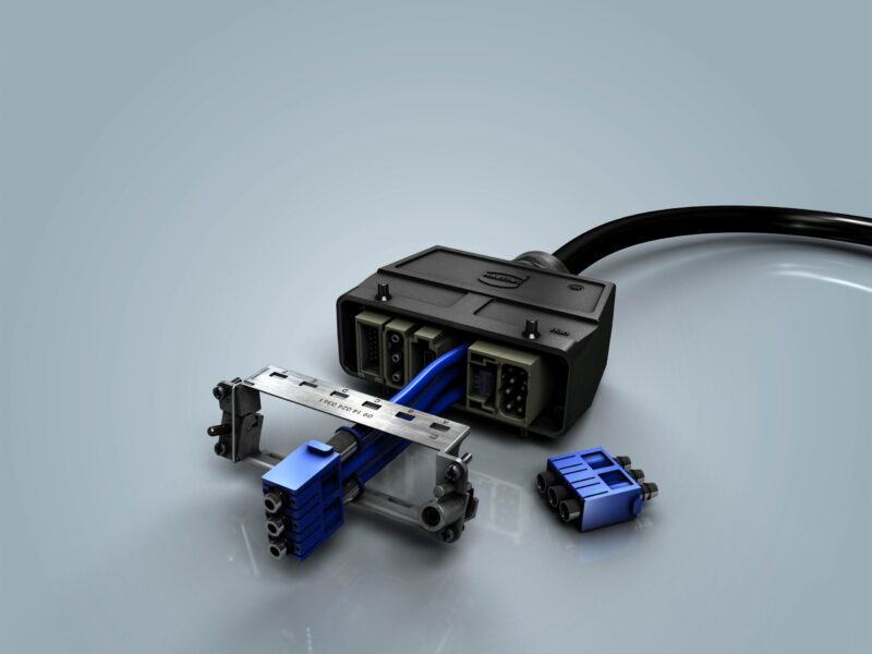 Modular connector supports compressed air delivery