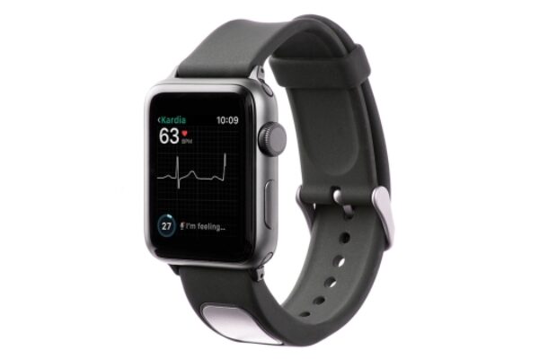 First medical device accessory for Apple Watch cleared by FDA