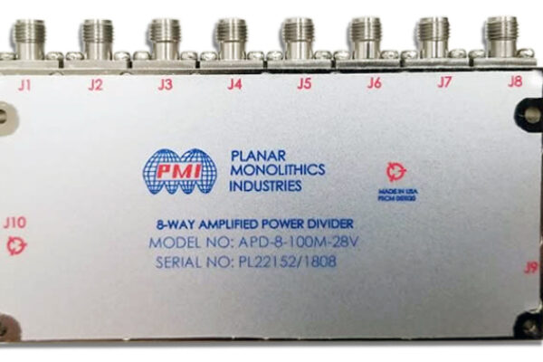 Amplified power divider module offers 8-ways