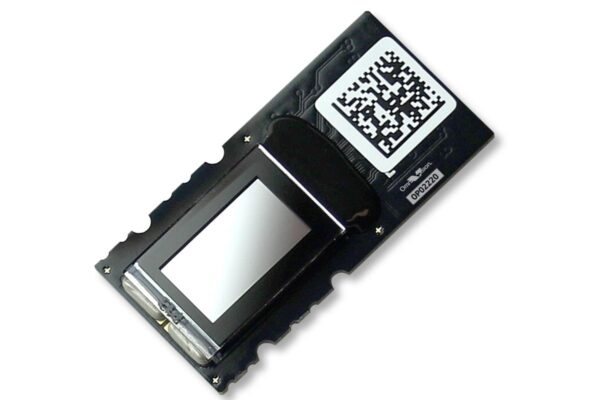 1080p LCOS microdisplay integrates driver functions and memory