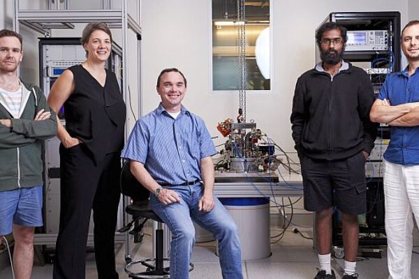 Compact qubit readout sensor advances silicon quantum computing