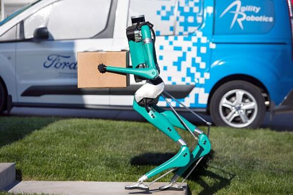 New robot could be future of self-driving vehicle delivery