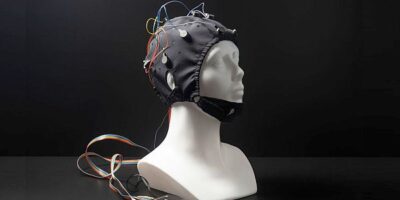 Brain-computer interface development kit uses ‘dry’ EEG