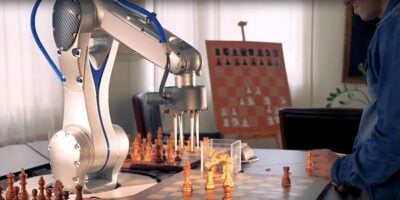 Universal AI OS brings intelligence to collaborative robots