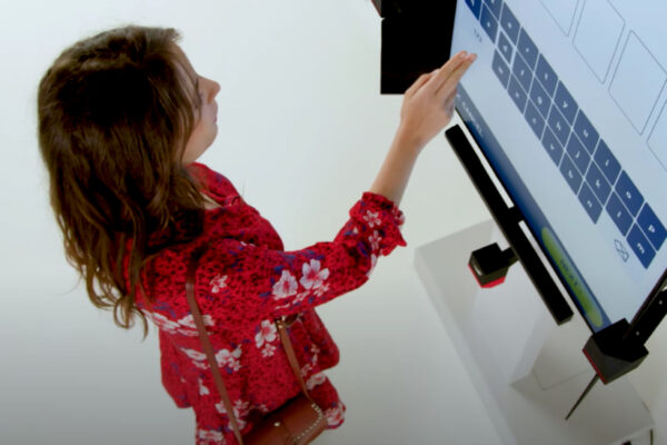 Gesture recognition for touchfree screen