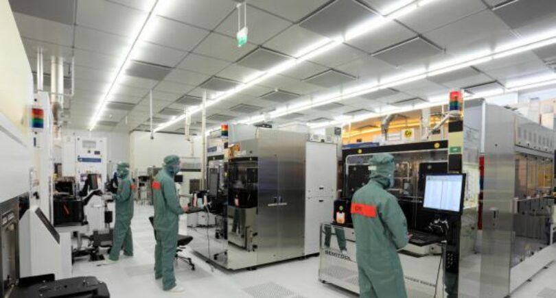 GlobalFoundries to take up-front payments for capacity