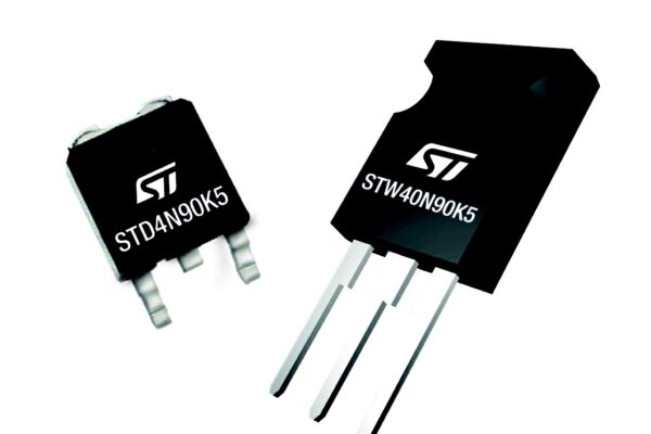 900V MOSFETs boost efficiency of flyback converters