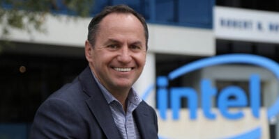 Intel reports buoyant Q3, forecasts strong year