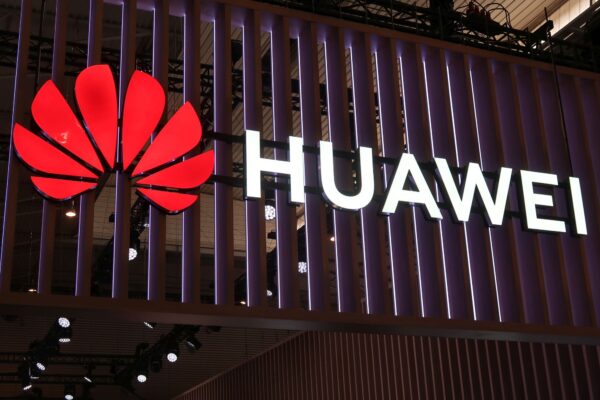 Manufacturers cut ties with Huawei as US-China trade war escalates