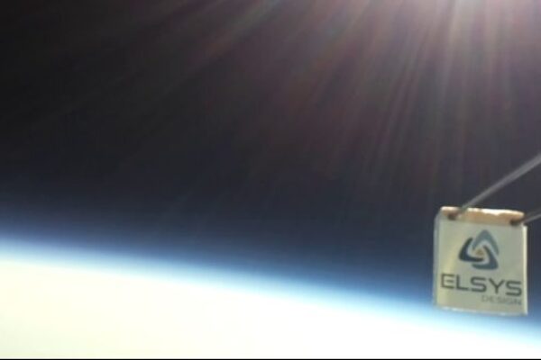 ELSYS Design présente son nouveau logo dans la stratosphère