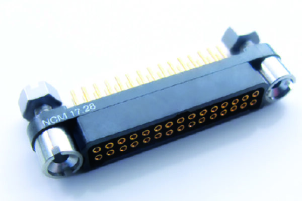 Connecteur MIL 83513 avec fixations captives pour circuits imprimés épais et câbles AWG24