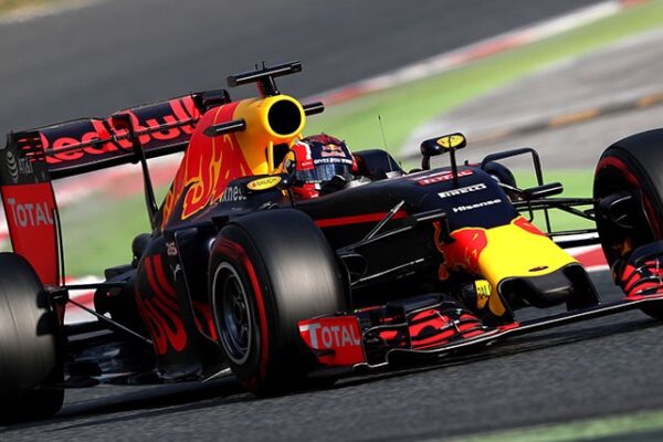 Hexagon et l’équipe de Formule 1 Red Bull Racing renouvellent leur contrat